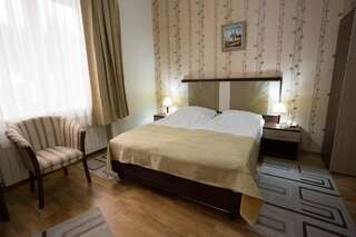 Отель Hotel Rina Cerbul Синая Трехместный номер-3